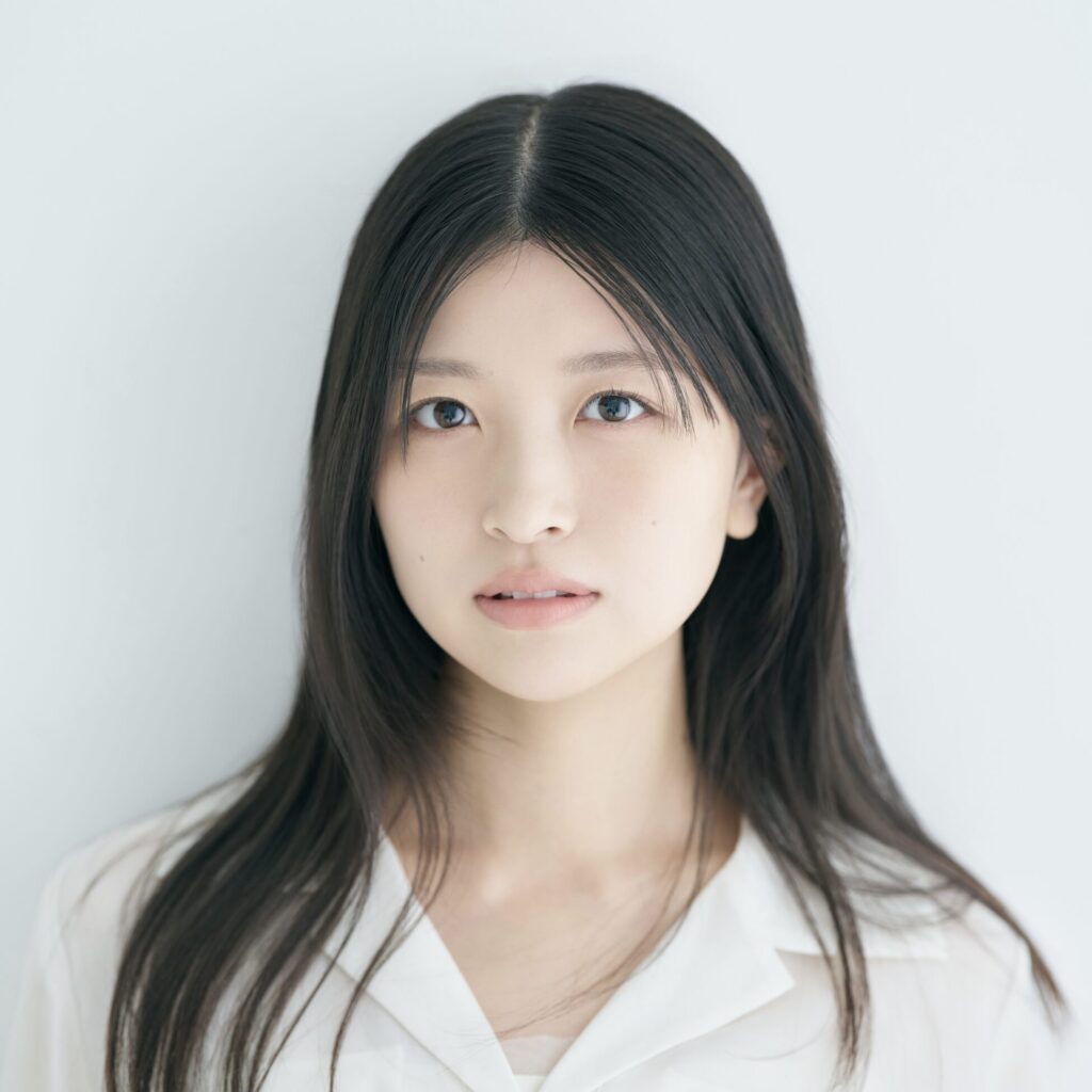 西東 しおり